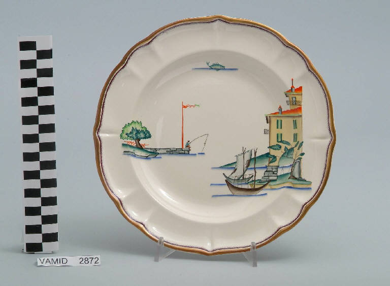 Vedute ed elementi caratteristici del Lago Maggiore (piatto fondo) di Andlovitz Guido; Società Ceramica Italiana Laveno (sec. XX)