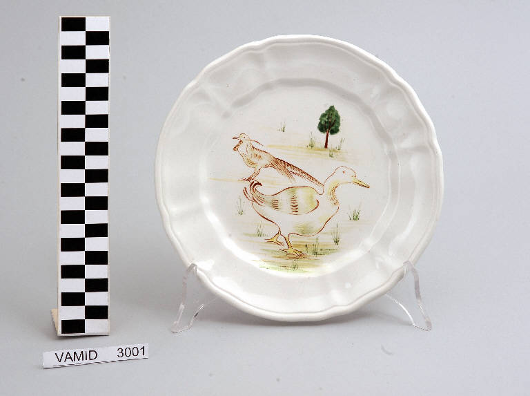 Anatra e pavone (piatto piano) di Società Ceramica Richard Ginori; Tamburini Rosetta (sec. XX||sec. XX)