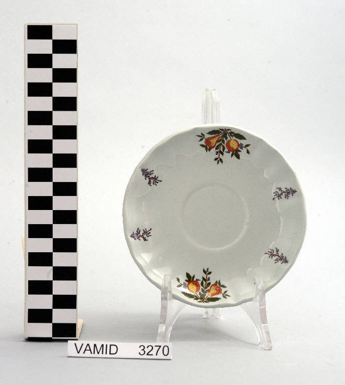 Motivi decorativi vegetali (piattino da caffè) di Società Ceramica Richard Ginori (sec. XX)