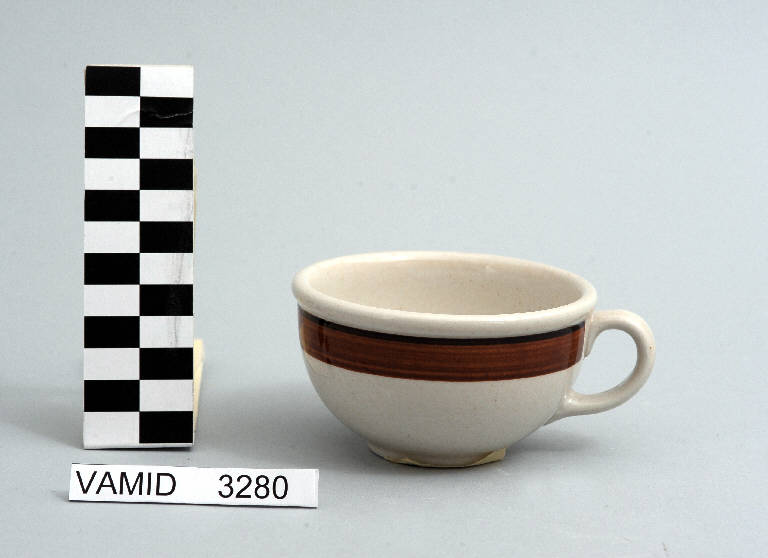 tazza da thè di Società Ceramica Richard Ginori (sec. XX)