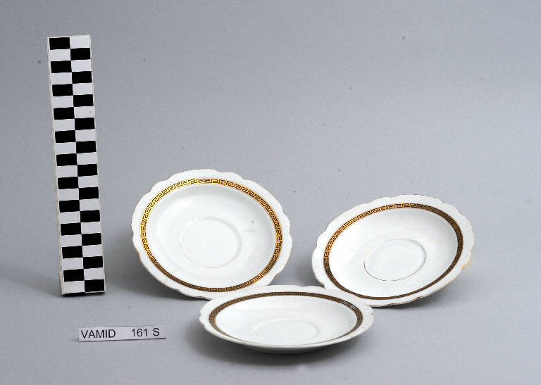 Motivi decorativi geometrici (servizio da thè) di Società Ceramica Revelli (metà sec. XX)