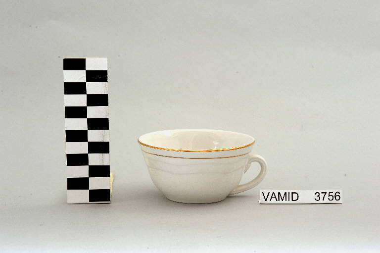 tazza da thè di Società Ceramica Italiana Laveno (prima metà sec. XX)