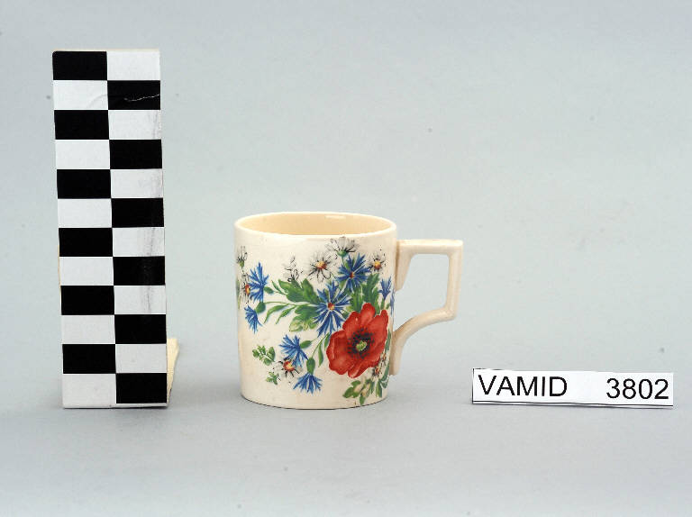Papaveri, margherite e violette (tazzina da caffè) di Società Ceramica Italiana Laveno (sec. XX)