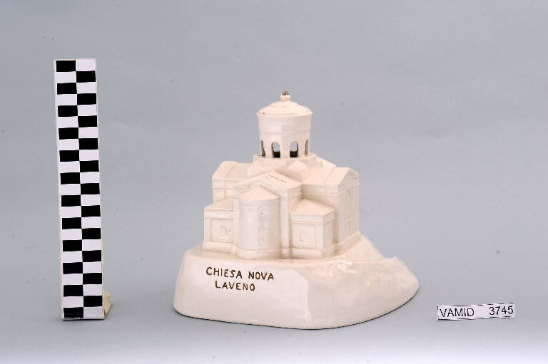 Chiesa nuova di Laveno-Mombello (salvadanaio) di Società Ceramica Revelli (metà sec. XX)
