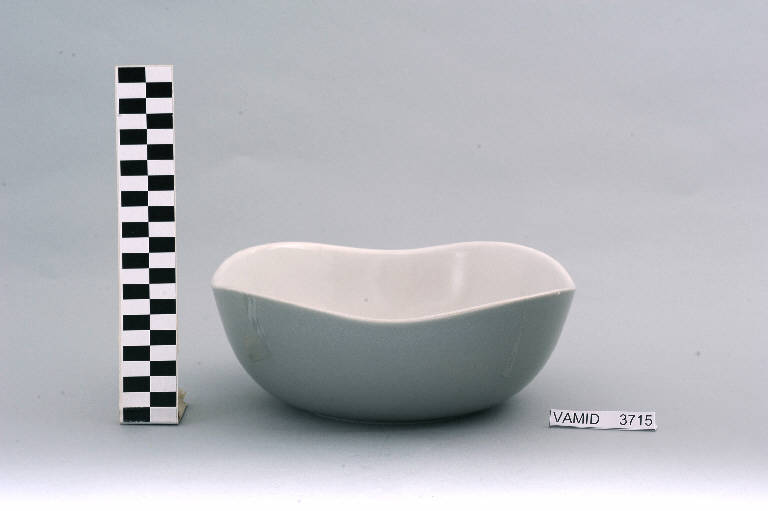 insalatiera di Società Ceramica Italiana Laveno (metà sec. XX)