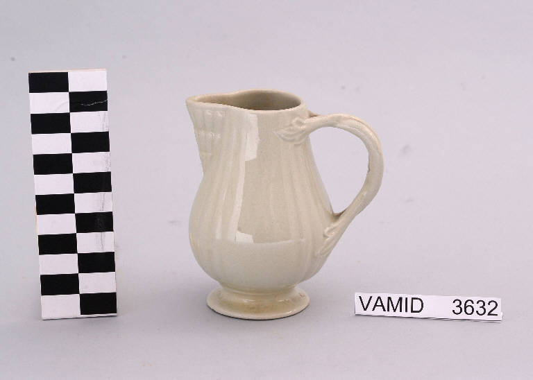lattiera di Società Ceramica Italiana Laveno; Andlovitz Guido (sec. XX)