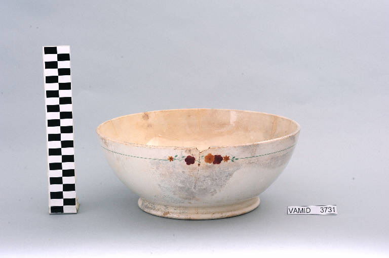 Motivi decorativi floreali (insalatiera) di Società Ceramica Italiana Laveno (prima metà sec. XX)