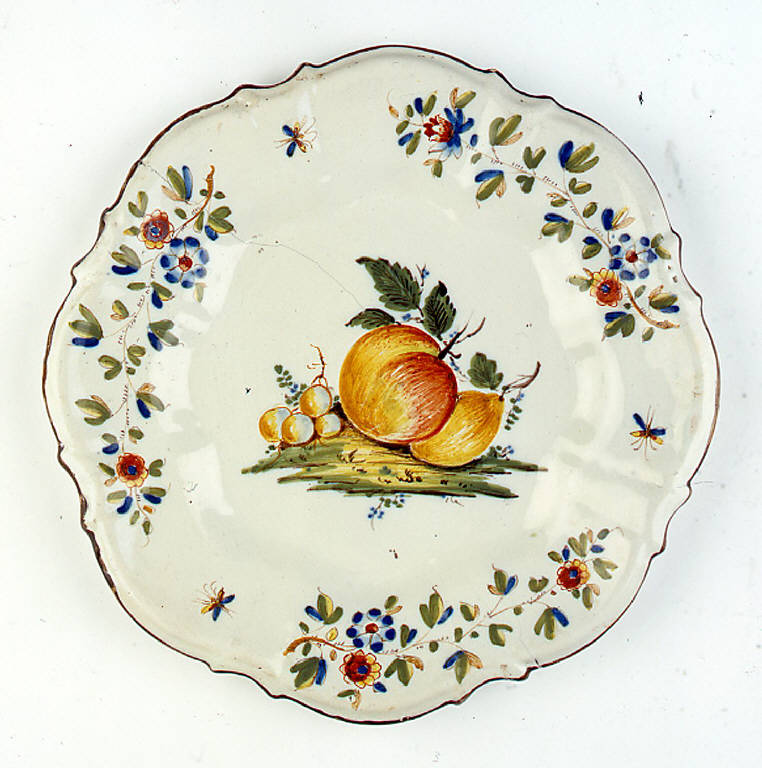 elementi decorativi vegetali, natura morta con frutta (piatto) di Coppellotti, Antonio Maria (attribuito) (terzo quarto sec. XVIII)