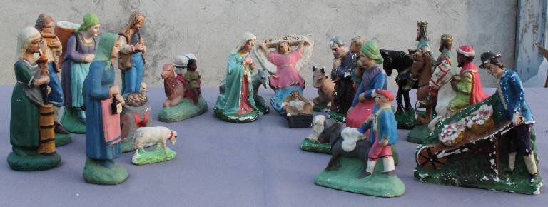 Adorazione di Gesù Bambino (presepio) - bottega bergamasca (fine sec. XIX)
