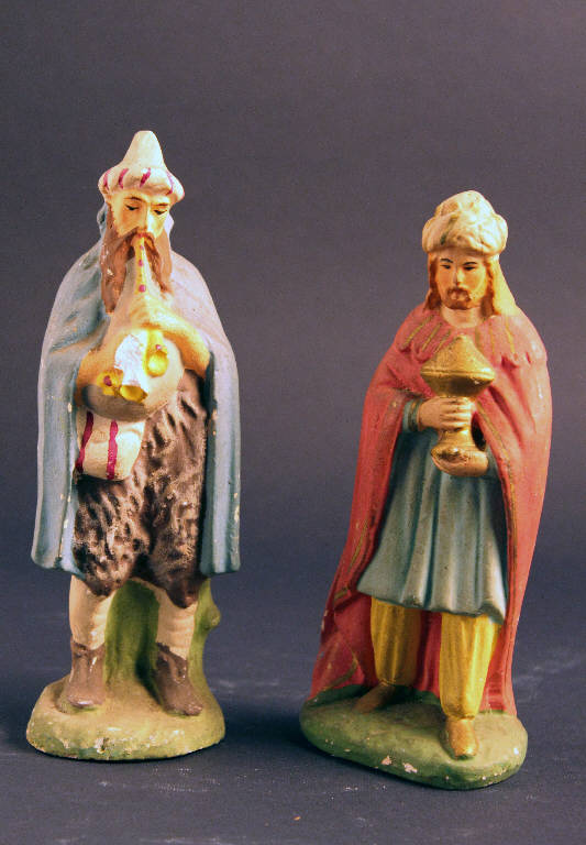 Gasparre, Re Magio, pastore con cornamusa (statua da presepio) - ambito bergamasco (secondo quarto sec. XX)