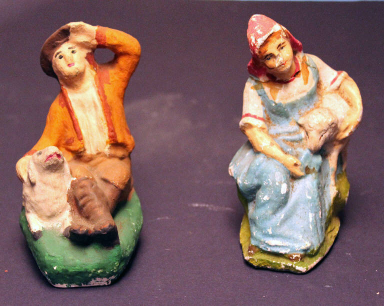 pastore con pecora, donna con pecora (statua da presepio) - ambito bergamasco (metà sec. XX)