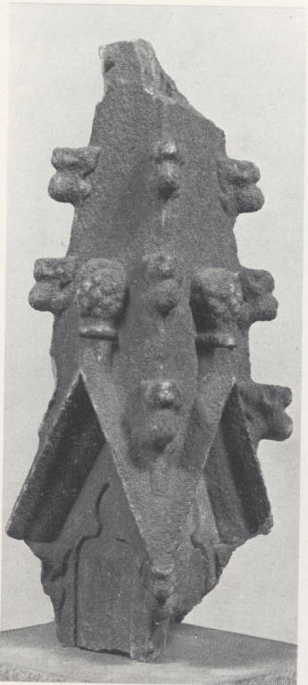 Terminale di falcone (scultura) - ambito lombardo (sec. XIV)
