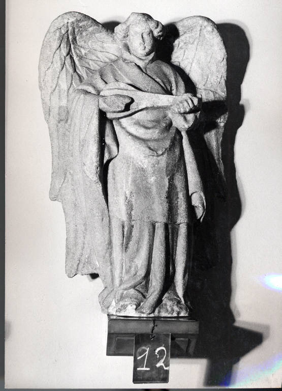 Angelo musicante, angelo musicante (statua) - ambito borgognone (seconda metà sec. XIV)