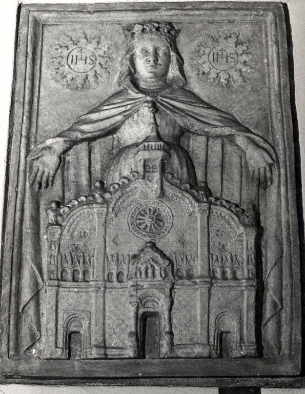 Stemma della Fabbrica del Duomo di Milano con Madonna e la facciata della Chiesa di S. Maria Maggiore (scultura) - ambito lombardo (seconda metà sec. XV)