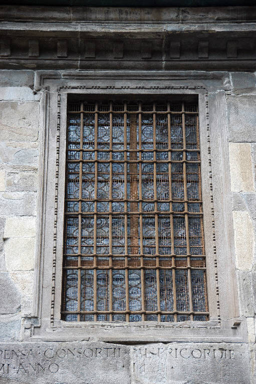 mostra di finestra di Carrara, Giovanni (e aiuti) (sec. XV)