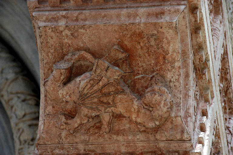 Drago (rilievo) di Giovanni da Campione (bottega) (sec. XIV)