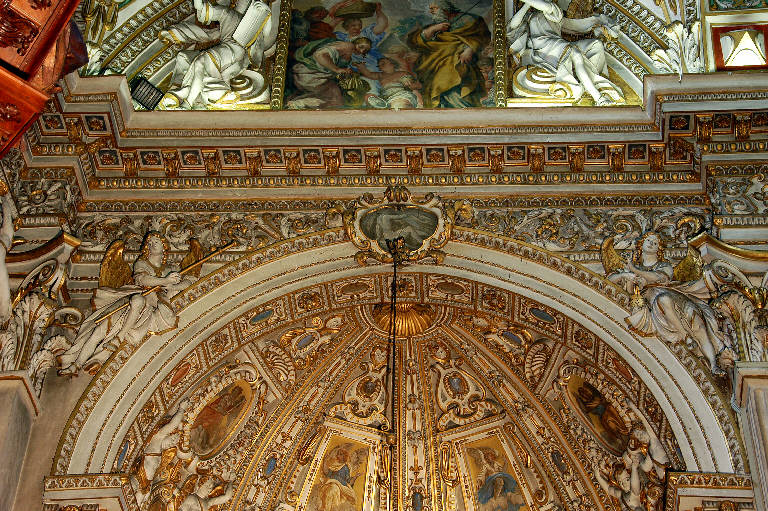 Angeli, Figura maschile (decorazione plastico-pittorica) di Sala, Giovanni Angelo; Sala, Gerolamo (bottega; bottega) (sec. XVII)