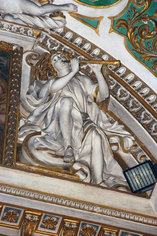 Angelo musicante con flauto (rilievo) di Sala, Giovanni Angelo; Sala, Gerolamo (bottega; bottega) (sec. XVII)