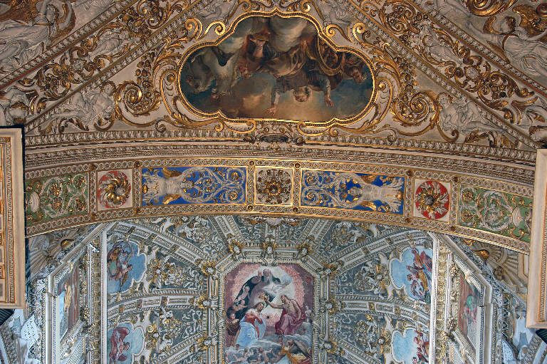 Angeli, Motivi decorativi a girali (decorazione plastica) di Sala, Giovanni Angelo; Sala, Gerolamo (e aiuti; e aiuti) (sec. XVII)