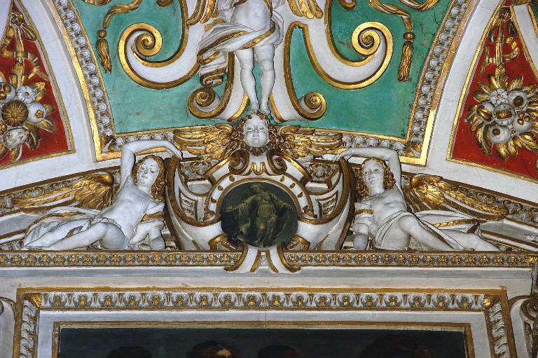 Angeli reggicartiglio (rilievo) di Sala, Giovanni Angelo; Sala, Gerolamo (bottega; bottega) (sec. XVII)