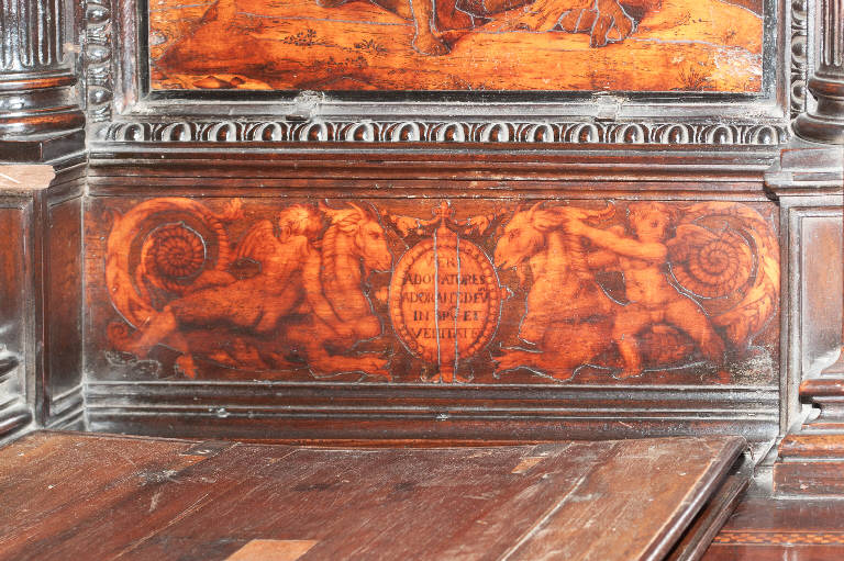 Putti alati con chimere (decorazione a intarsio) di Capoferri, Giovan Pietro; Capoferri, Zinino; Capoferri, Alfonso (sec. XVI)