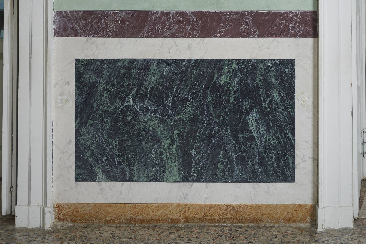 Zoccolo in finto marmo (zoccolo) di Behlert, Karl - maestranze lombarde (inizio sec. XX)