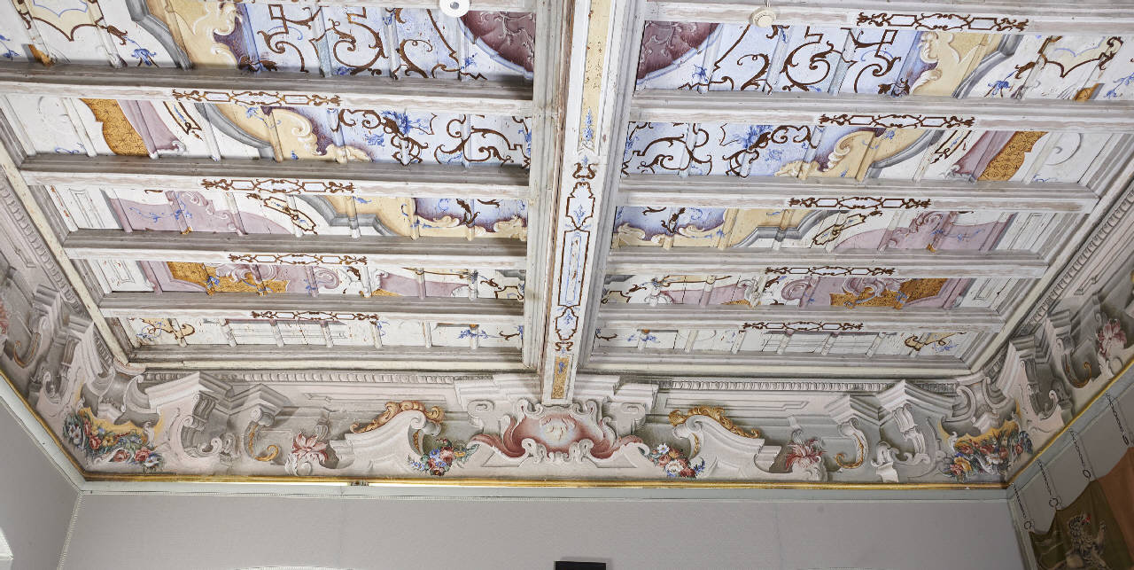 parete, fascia superiore dipinta (soffitto dipinto) - ambito lombardo (seconda metà sec. XVIII)