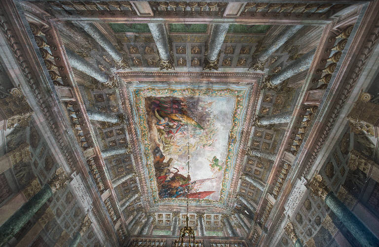 quadratura architettonica, Giovanni Battista Chizzola combatte contro i turchi a Szalankem (decorazione pittorica) di Manfredini, Giuseppe (sec. XVIII)