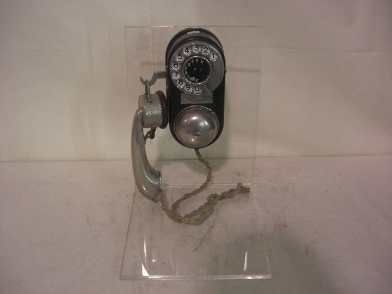 telefono da parete, - produzione (prima metà sec. XX)