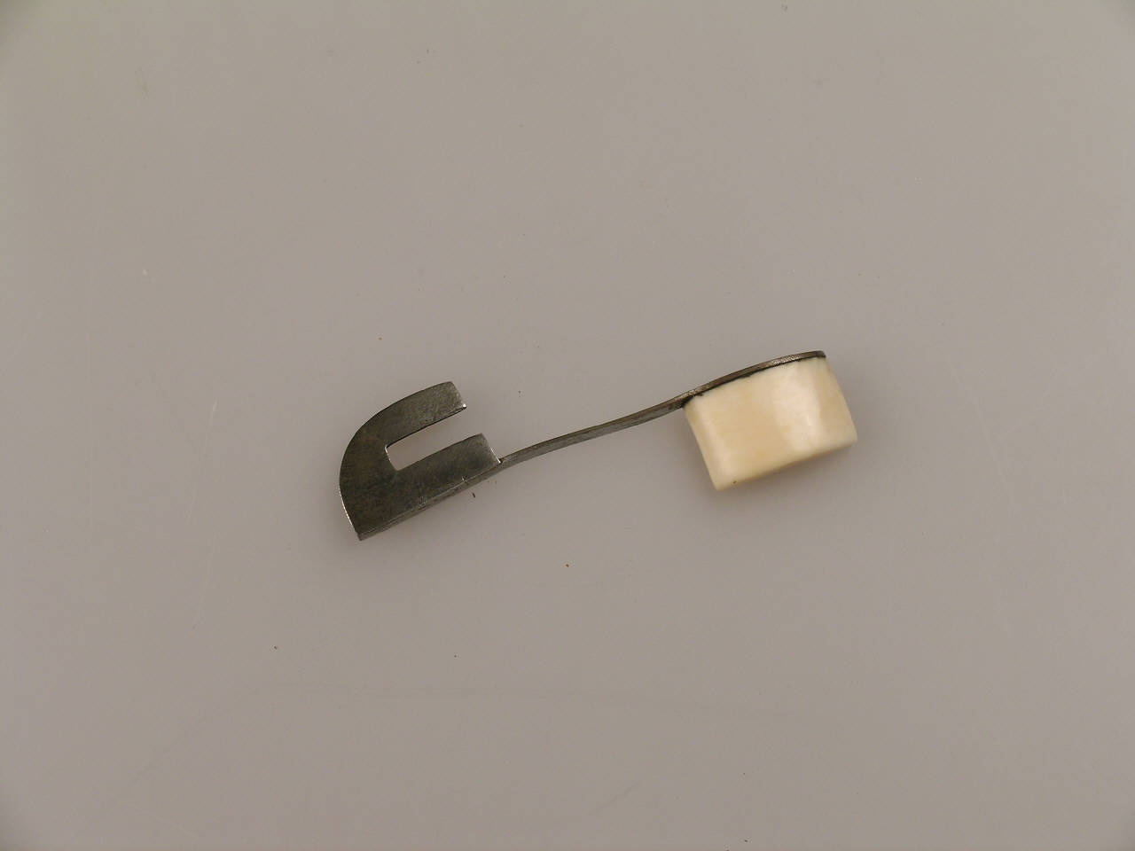 strumento per estrazione dei denti di Malliard Joseph||Brambilla Giovanni Alessandro (seconda metà sec. XVIII)