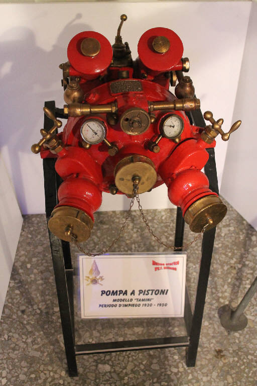 pompa antincendio (sec. XX)