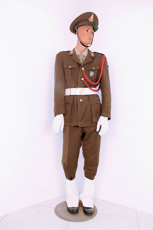 uniforme (sec. XX)