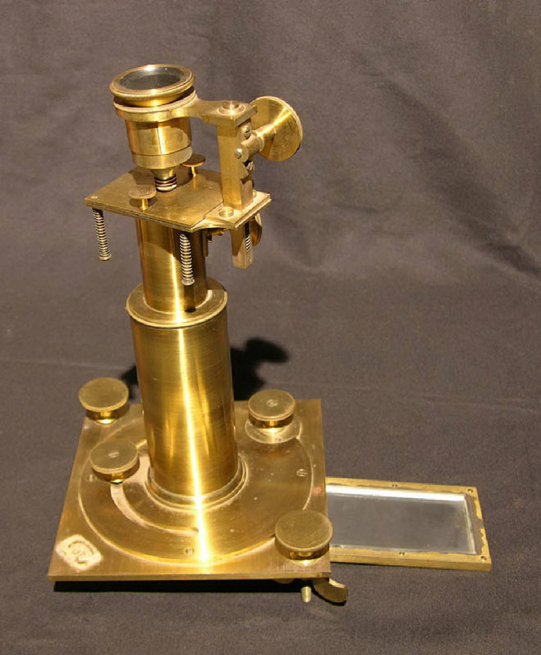 microscopio solare - manifattura francese (fine sec. XIX)