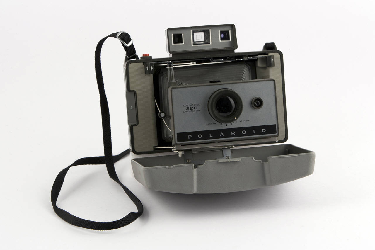 apparecchio fotografico di Polaroid Corporation||Zeiss Ikon (sec. XX)