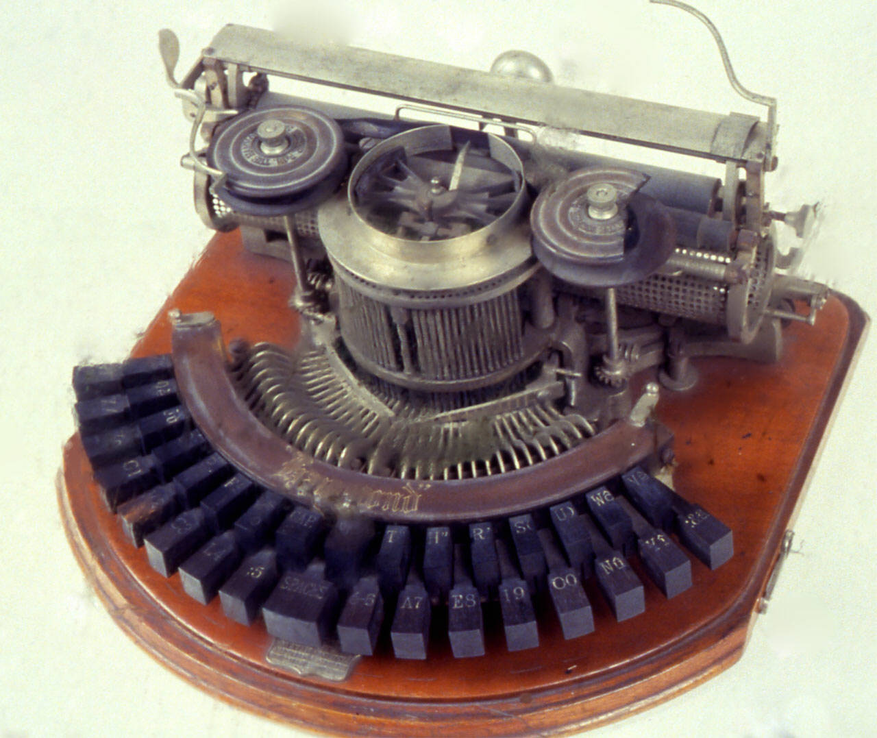 macchina per scrivere di Hammond James Bartlett|| (sec. XIX)