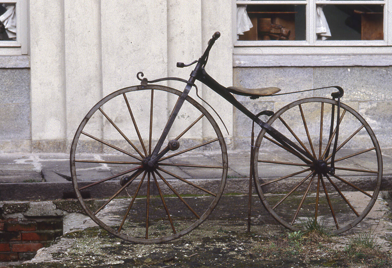 biciclo - produzione francese (sec. XIX)