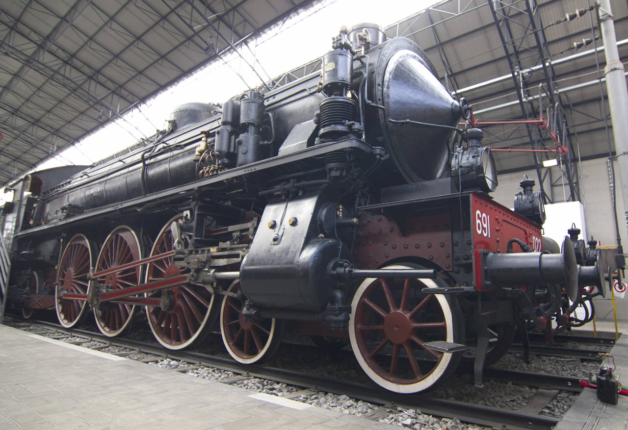 locomotiva di Breda||Ufficio Studi Locomotive (sec. XX)
