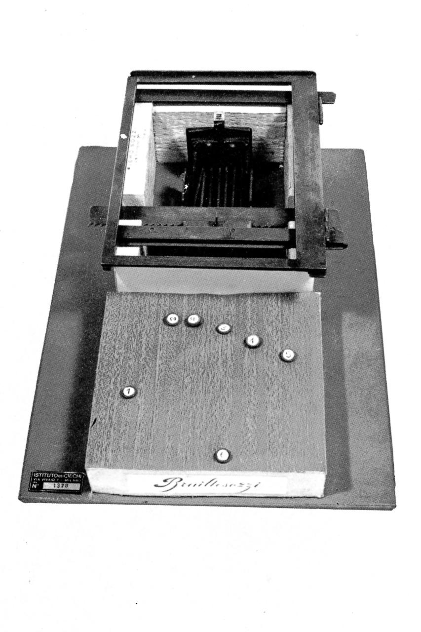 macchina per scrivere (sec. XX)