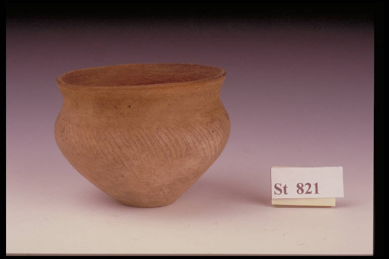 vaso biconico - cultura di Golasecca (secc. IX/ VII a.C.)