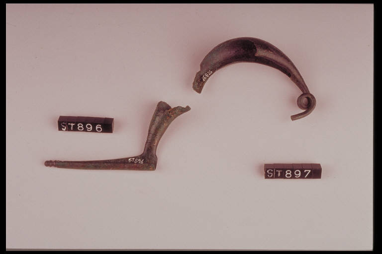 fibula a navicella - cultura di Golasecca (sec. VII a.C.)