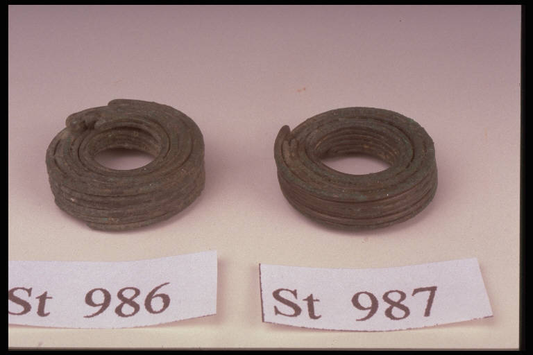 anello a spirale - cultura di Golasecca (fine/inizio secc. VI/ IV a.C.)