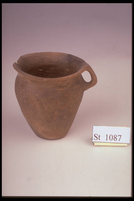 boccale ovoide - cultura di Golasecca (sec. VII a.C.)