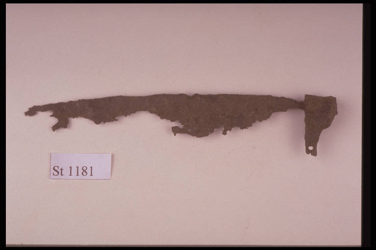 coltello - cultura di Golasecca (seconda metà sec. V a.C.)