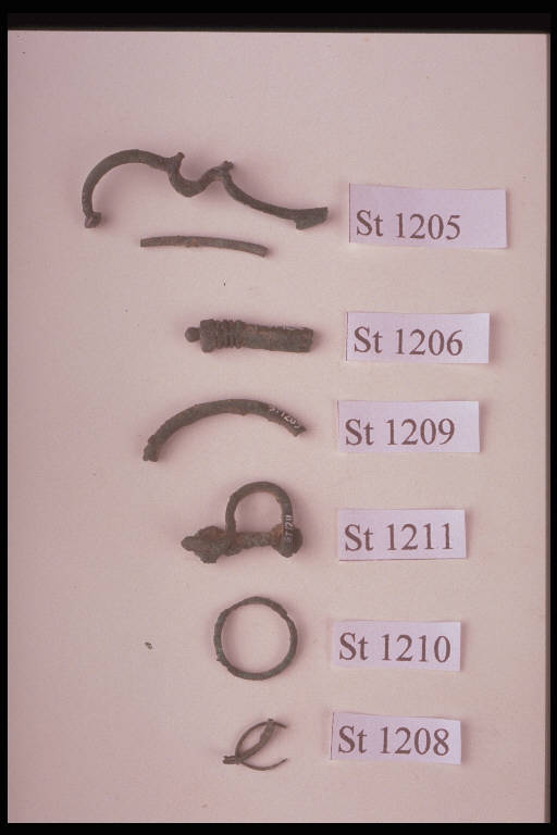 anello a spirale - cultura di Golasecca (terzo quarto sec. VI a.C.)