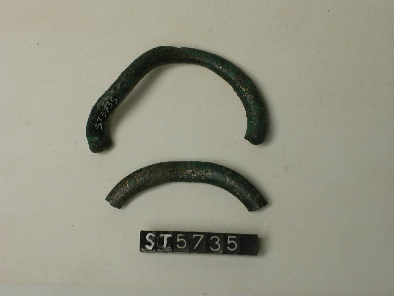anello - cultura di Golasecca (ultimo quarto sec. V a.C.)