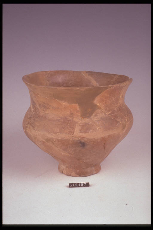 urna globulare - cultura di Golasecca (terzo quarto sec. VI a.C.)