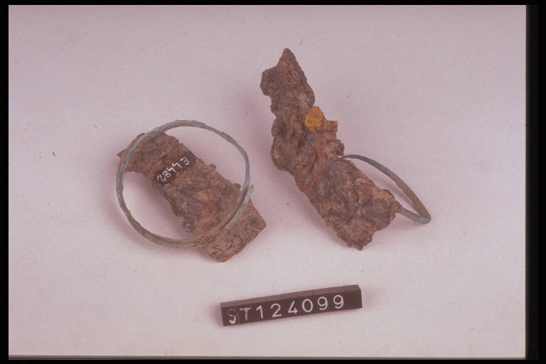 coltello - cultura di Golasecca (fine/inizio secc. VI/ V a.C.)
