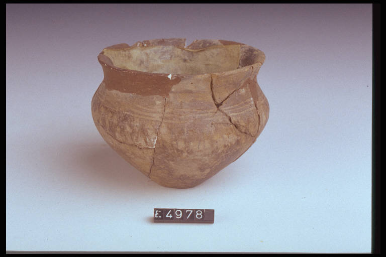 bicchiere carenato - cultura di Golasecca (sec. IX a.C.)