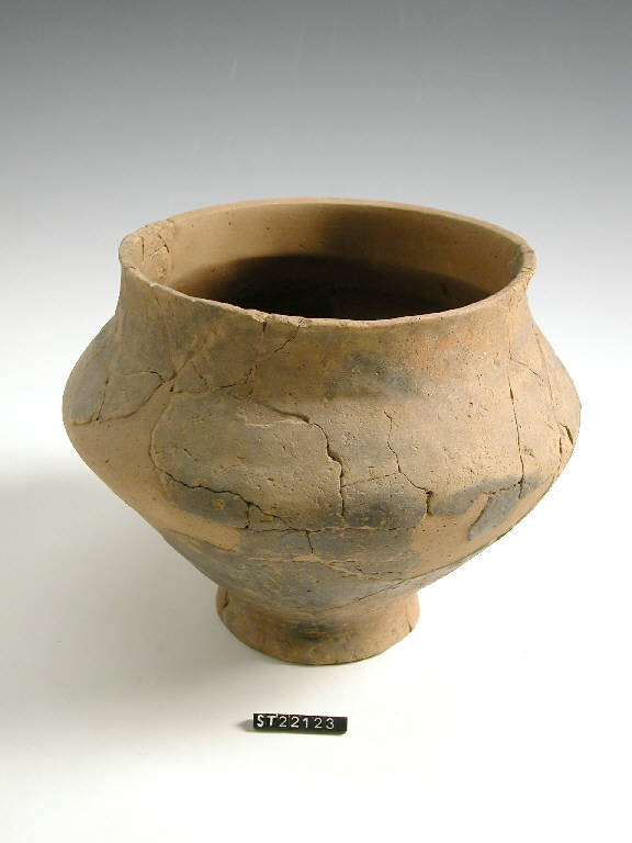 urna biconica - cultura di Golasecca (secc. VI/ V a.C.)