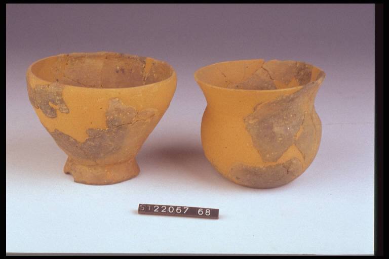 bicchiere globulare - cultura di Golasecca (secc. VIII/ VII a.C.)
